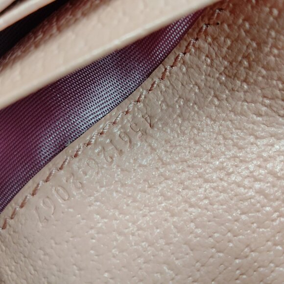 Authentic Gucci Wallet Pink Leather mn422-011226 - Picture 7 of 9